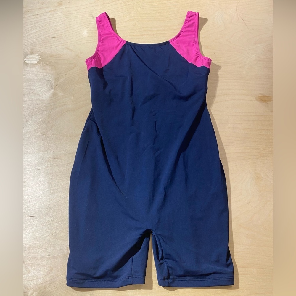 Aqua Shape One Piece Swimsuit Size 18 (JY)